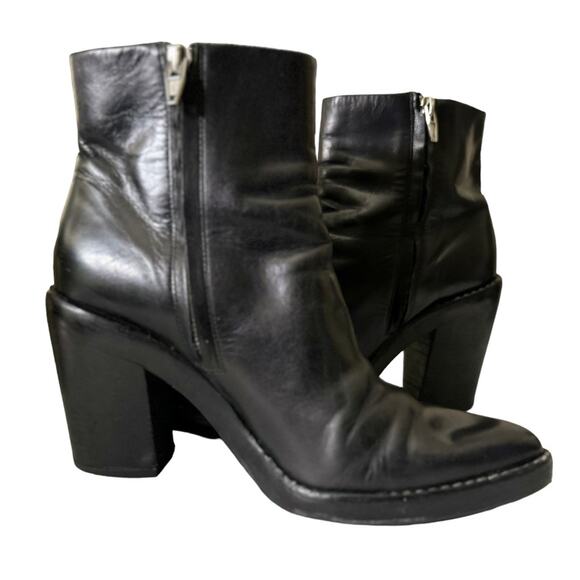 Alexander Wang Black Leather Pointed Toe Block Heel Ankle Boots Size 39.5 - Picture 2 of 7